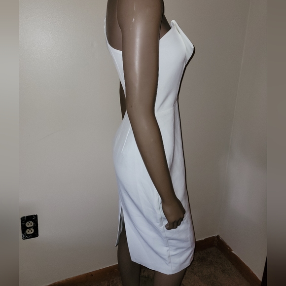 Lavish Alice Asymetrical Ruffled Midi Dress - Picture 9 of 10